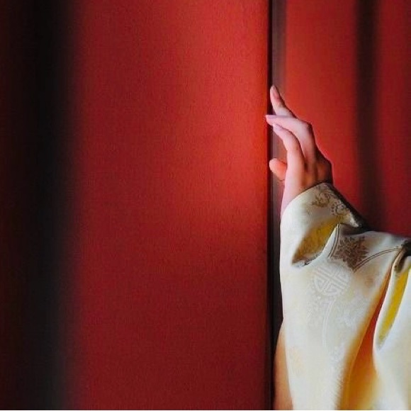 Meet your Posher. TOP RATED SELLER. FAST SHIPPER. HIGH QUALITY ITEMS. 🌟🌿❤️ - Picture 1 of 4